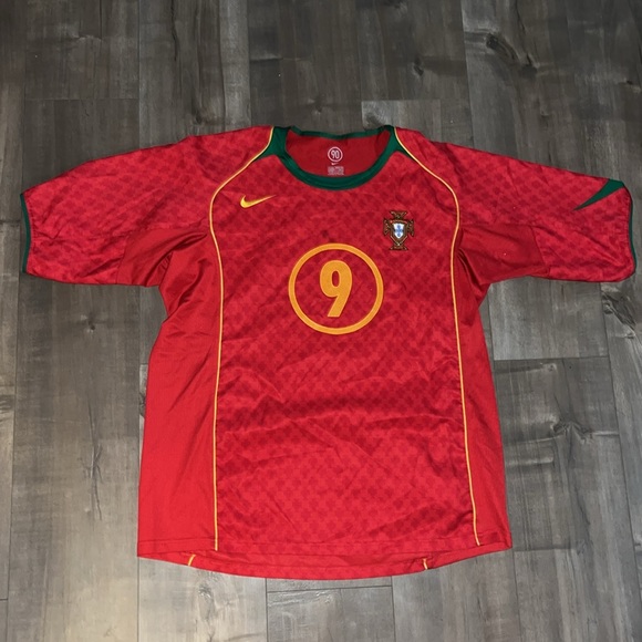 Pauleta Portugal 2004 Nike Jersey - Picture 3 of 5